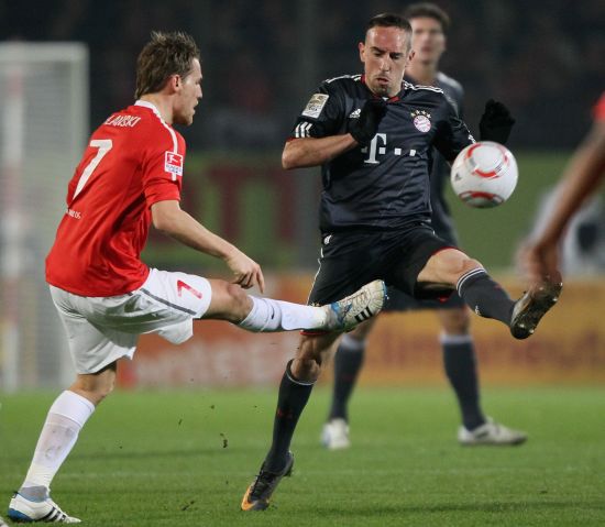 隐私新规趋 隐私新规趋